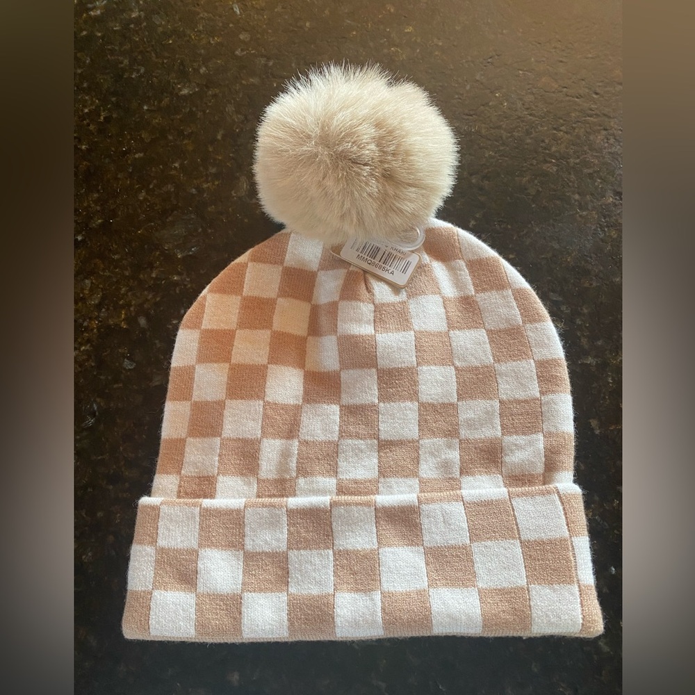 Checkered Pom Pom winter hat